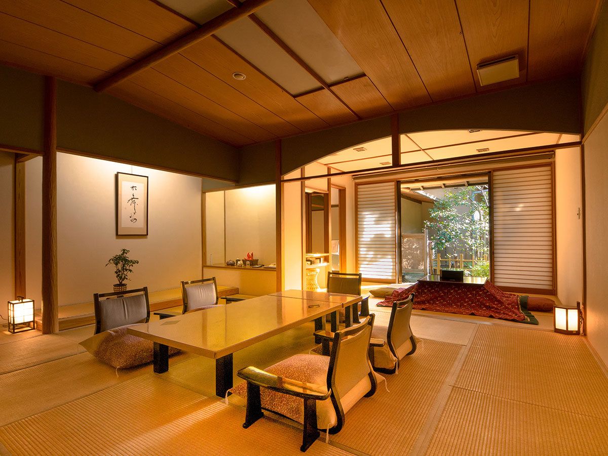 �T�[�r�X�Љ�